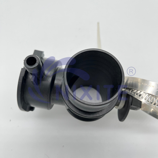 52028810AL, 52029193AF, 52029193AJ Engine Coolant Filler Neck Water Flange