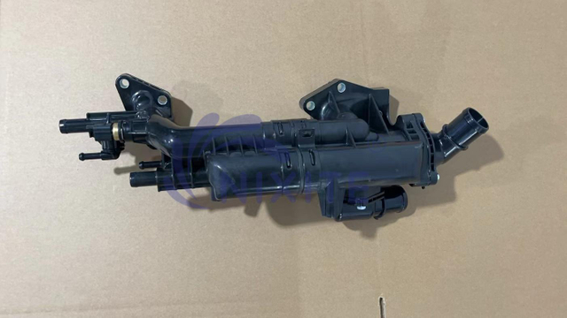 25600-3CAE0, 256213CAA0, 256223CAA0 Engine Coolant Water Outlet