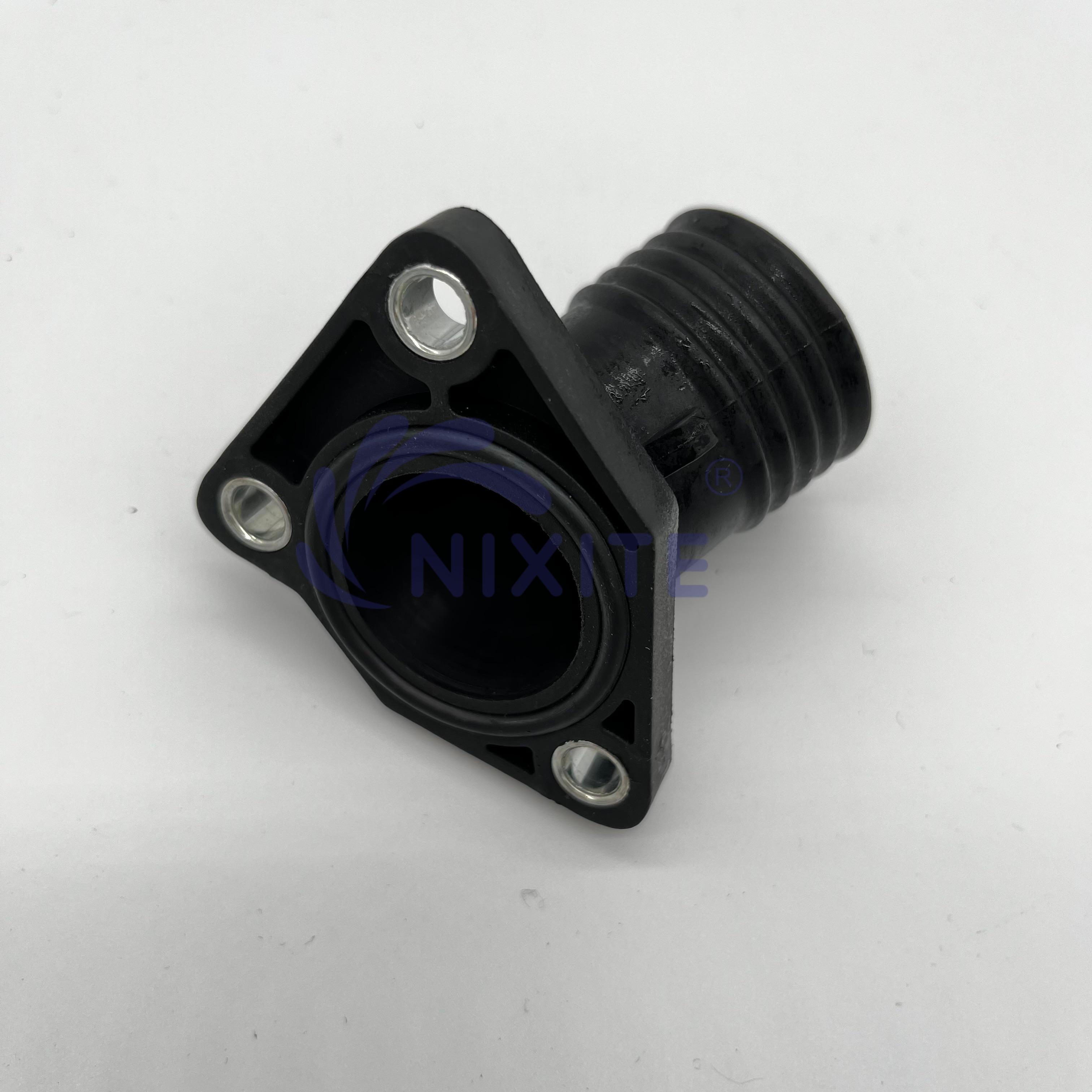 11531247122 Engine Coolant Thermostat Housing Water Flange