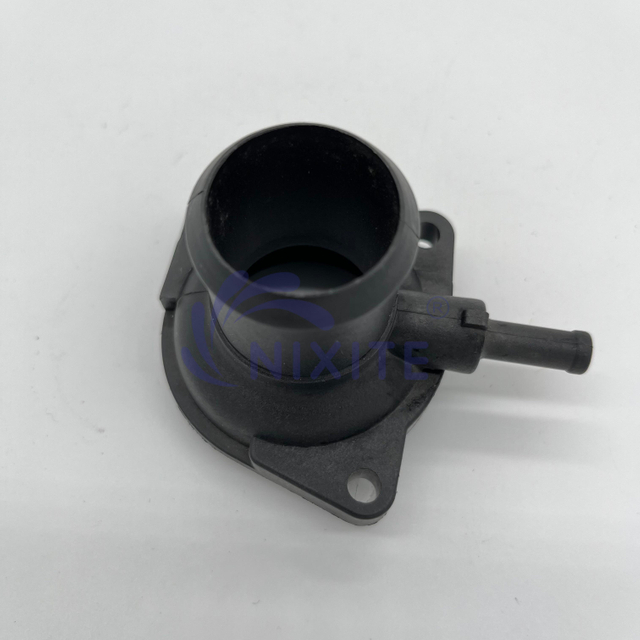 1109329, 1115486, XS4G8594AB, XS4Z-8592-AC Engine Coolant Thermostat Housing Water Flange