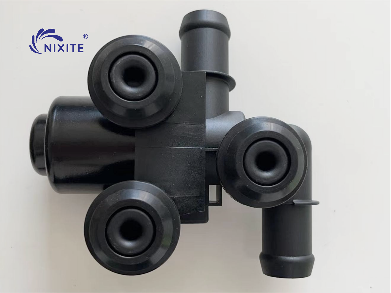 64116928495 Heater Valve for BMW