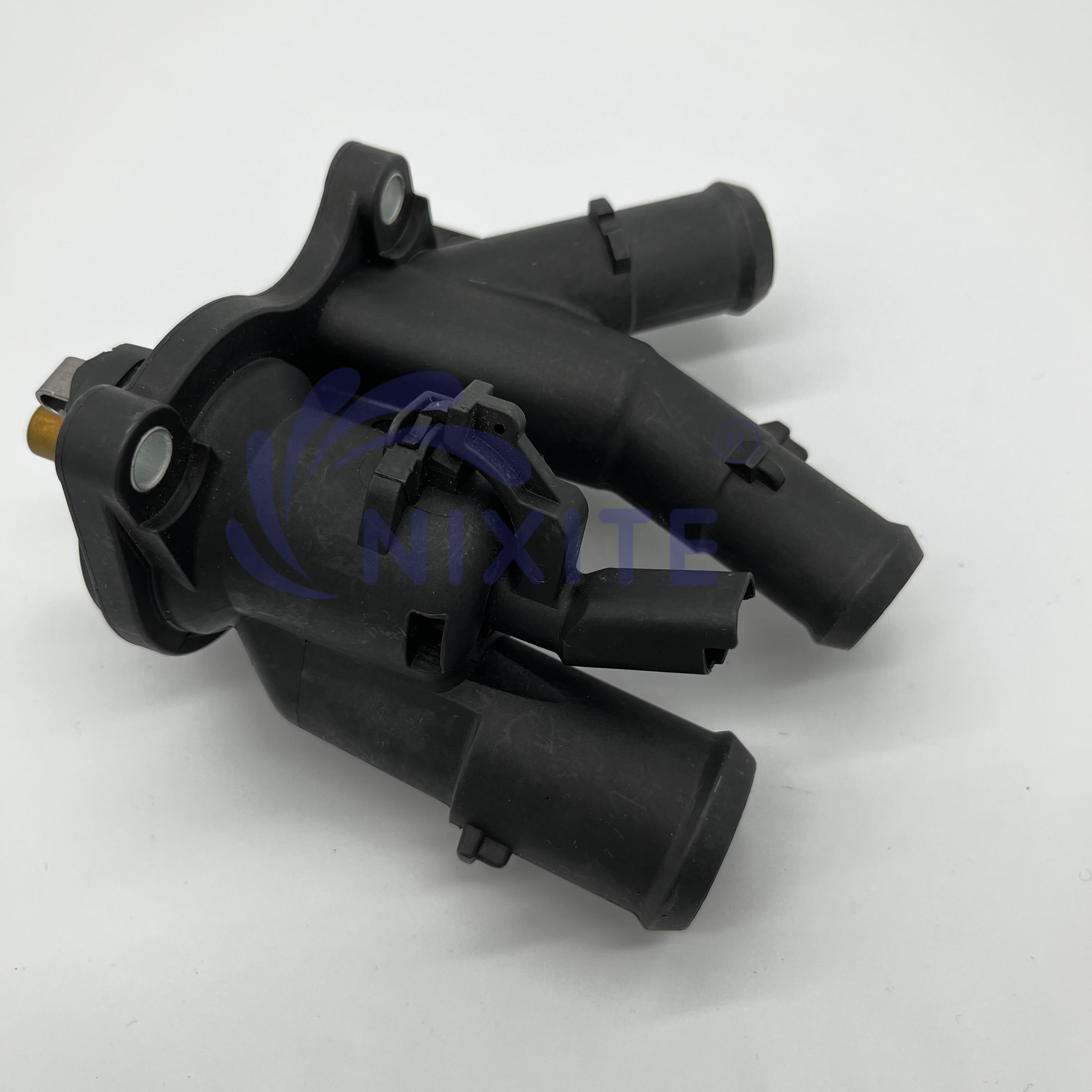 4M5G-6L721-GA, 4M5G 6L721 GB, 1345512, 1319183 Engine Coolant Thermostat Housing Assembly