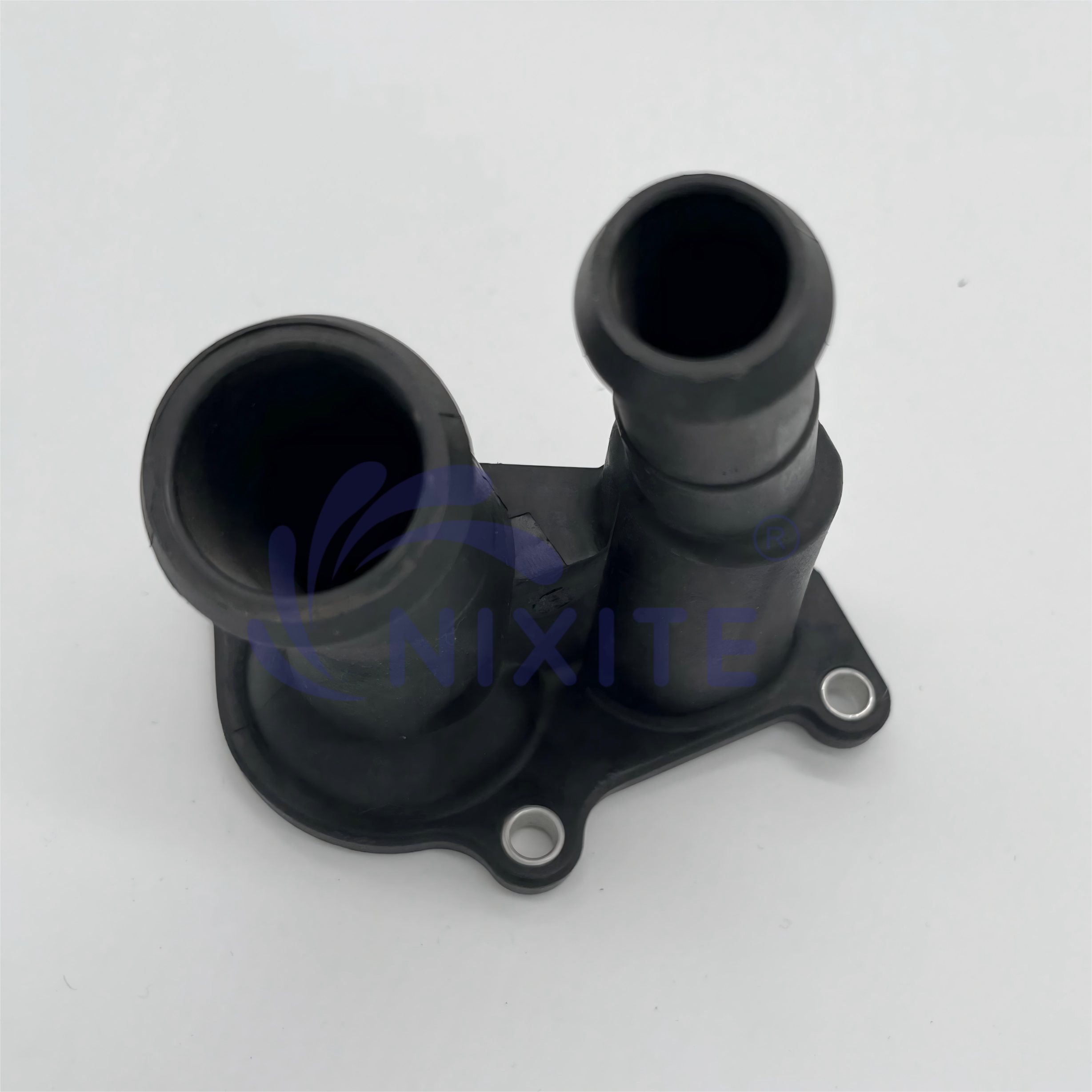 2S6G-9K478-BA, 2S6G-9K478-BC, 1557904 Engine Coolant Thermostat Housing Water Flange