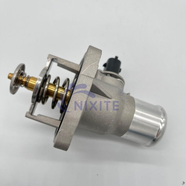 1338178, 1338403, 6338018 Engine Coolant Thermostat Housing Assembly for GM