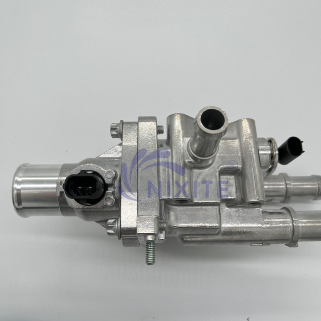 71770832, 71744389, 25199824 Engine Coolant Thermostat Housing Assembly for GM