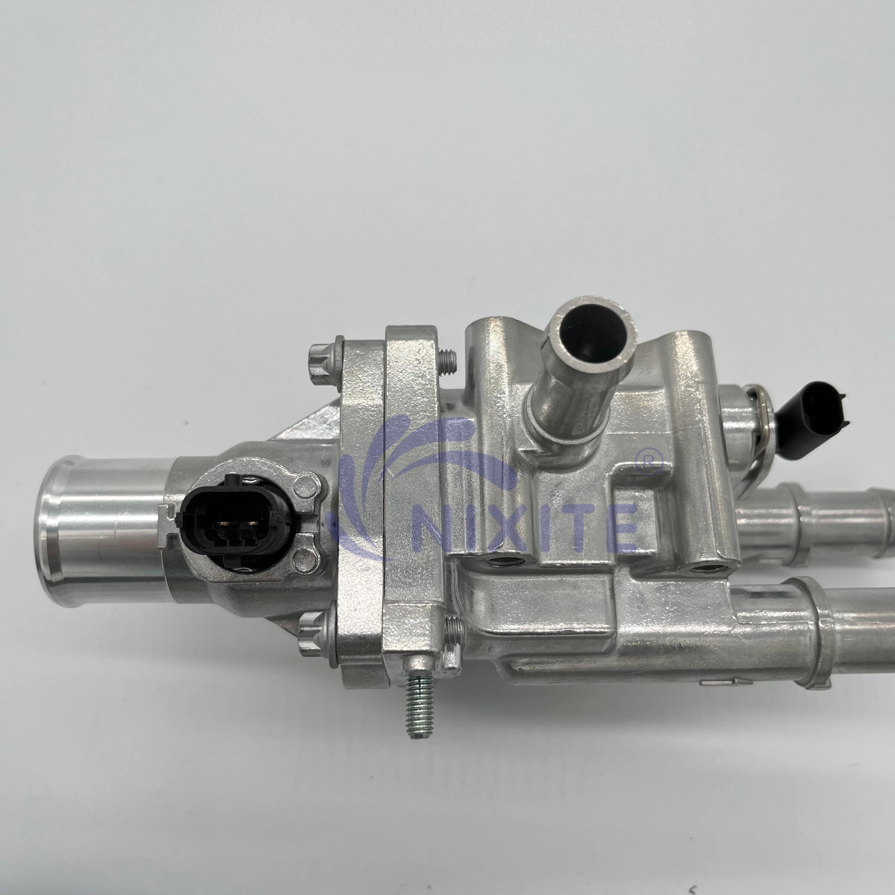 71770832, 71744389, 25199824 Engine Coolant Thermostat Housing Assembly for GM