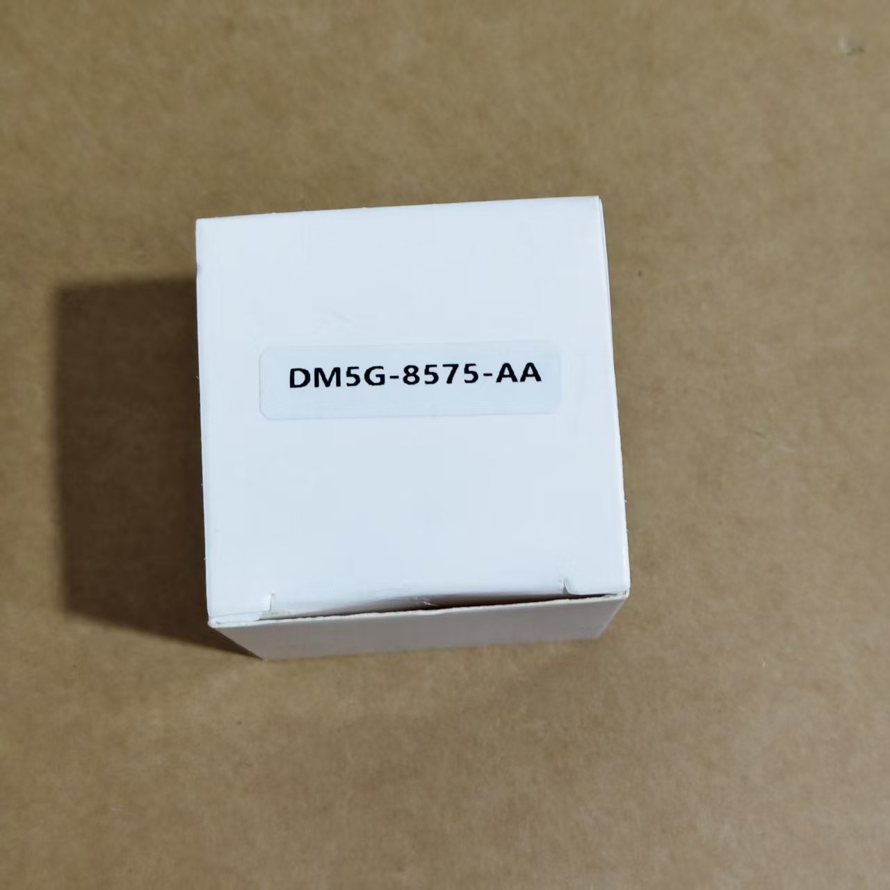 31339958, 30711624, 1306004 Engine Coolant Wax Thermostat for FORD