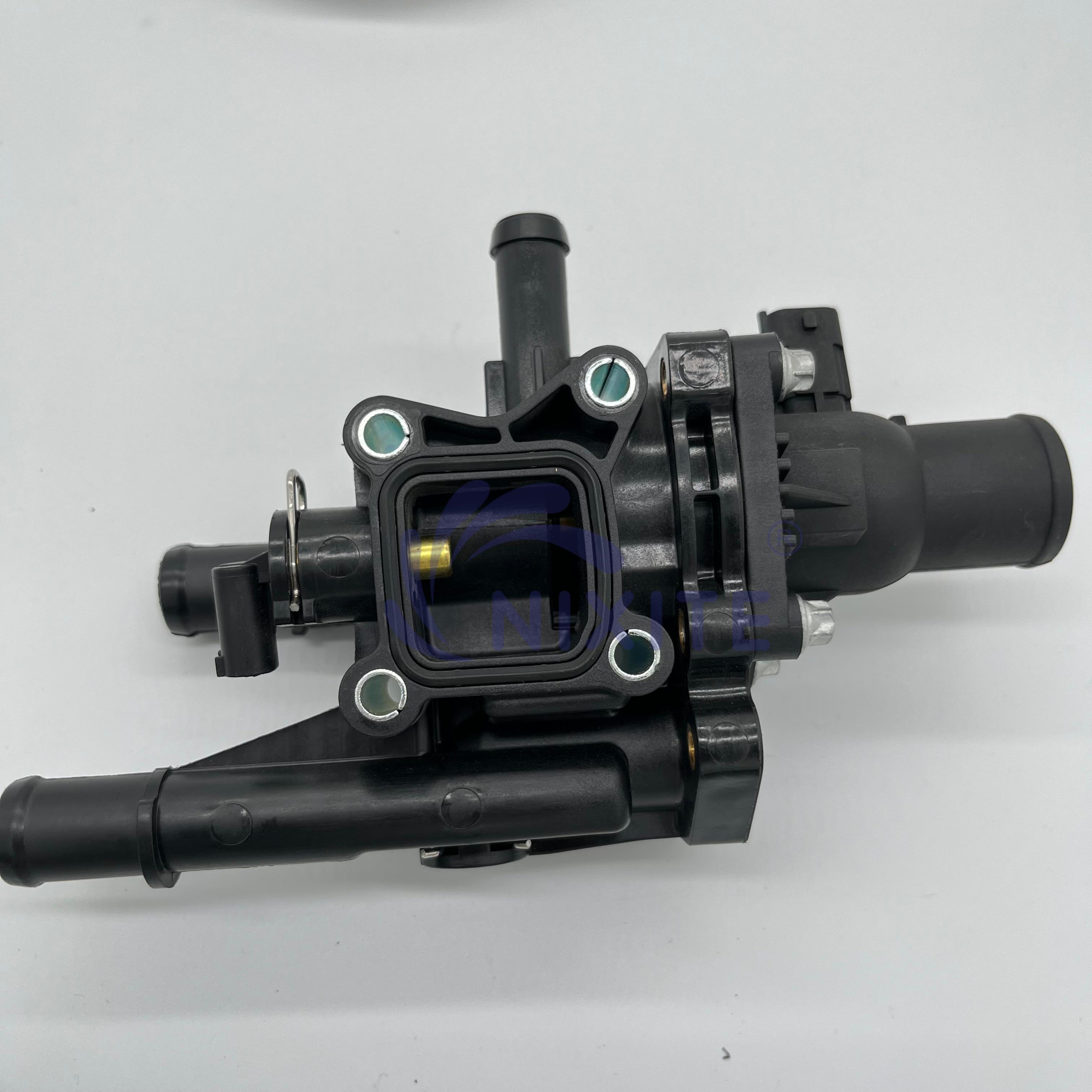 1338244, 1338256, 1338257 Engine Coolant Thermostat Housing Assembly for GM