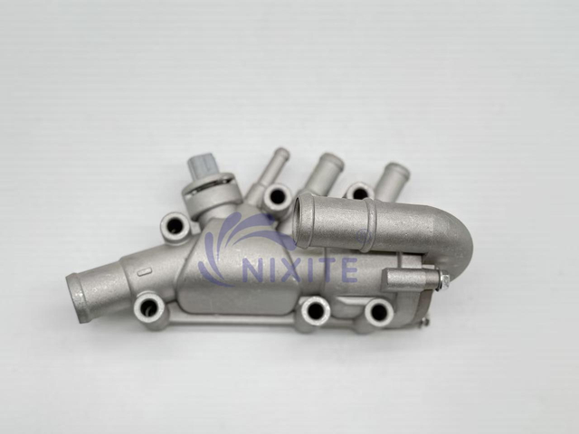 WF209105, 2S6G-8A586-D1C, M2S6G-8A586-D1C, M2S6G-8A586-D2C, 2S65-8C607-EB Engine Coolant Aluminium Thermostat Housing Assembly