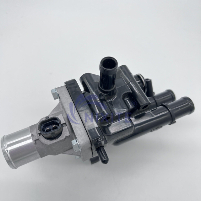 1338256, 71770832, 71744389 Engine Coolant Thermostat Housing Assembly for GM