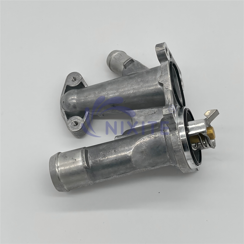 BM5Z8592B, BM5Z8592C, 1692915, 1709827 Engine Coolant Aluminium Thermostat Housing Assembly