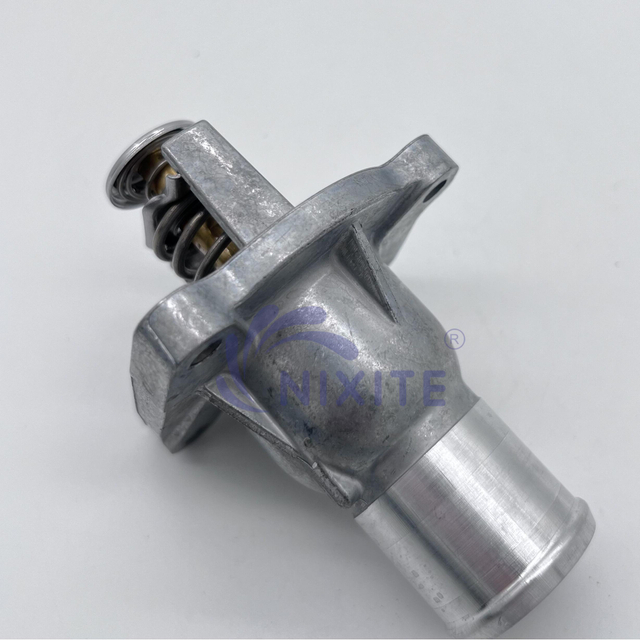 1338404, 24435102, 25192231 Engine Coolant Thermostat Housing Assembly for GM