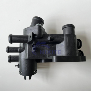 032 121 111 AE, 032 121 111 BA, 6000022715 Engine Coolant Thermostat Housing Assembly for VW SKODA